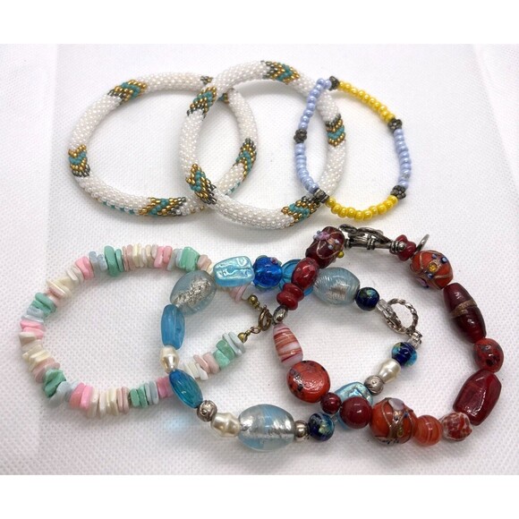 Vintage Lot of‎ 6 Beaded Bracelet Art Glass Seed Bead Shell Flower Heart Stretch - Picture 5 of 11